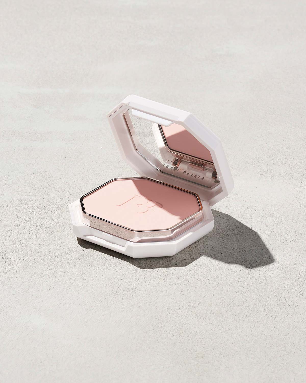 Pro Filt'r Soft Matte Powder Foundation — 