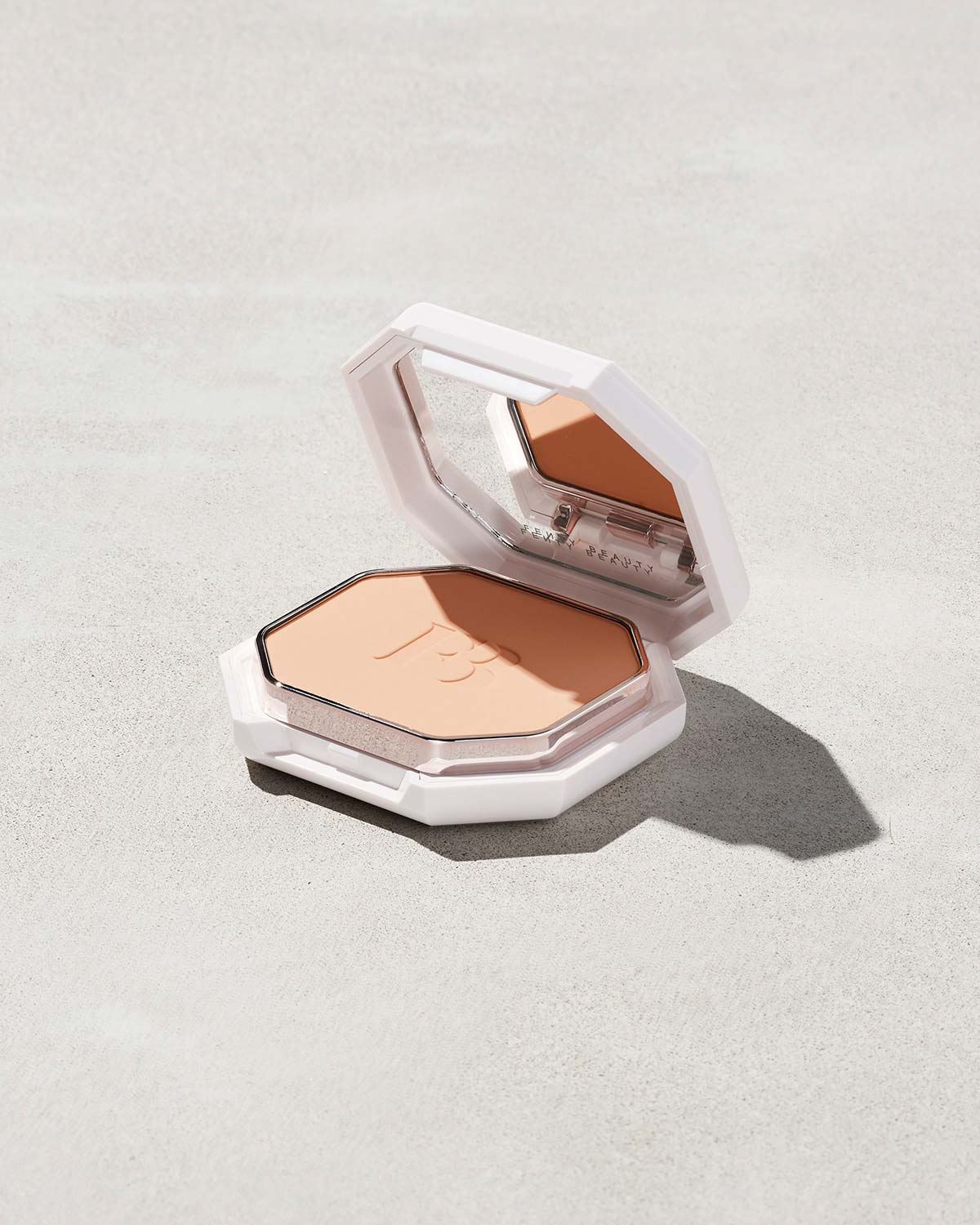 Pro Filt'r Soft Matte Powder Foundation — 