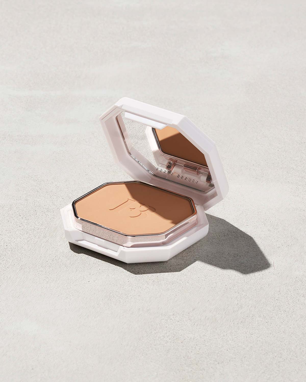 Pro Filt'r Soft Matte Powder Foundation — 