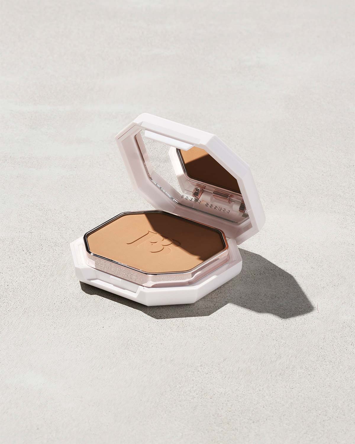 Pro Filt'r Soft Matte Powder Foundation — 