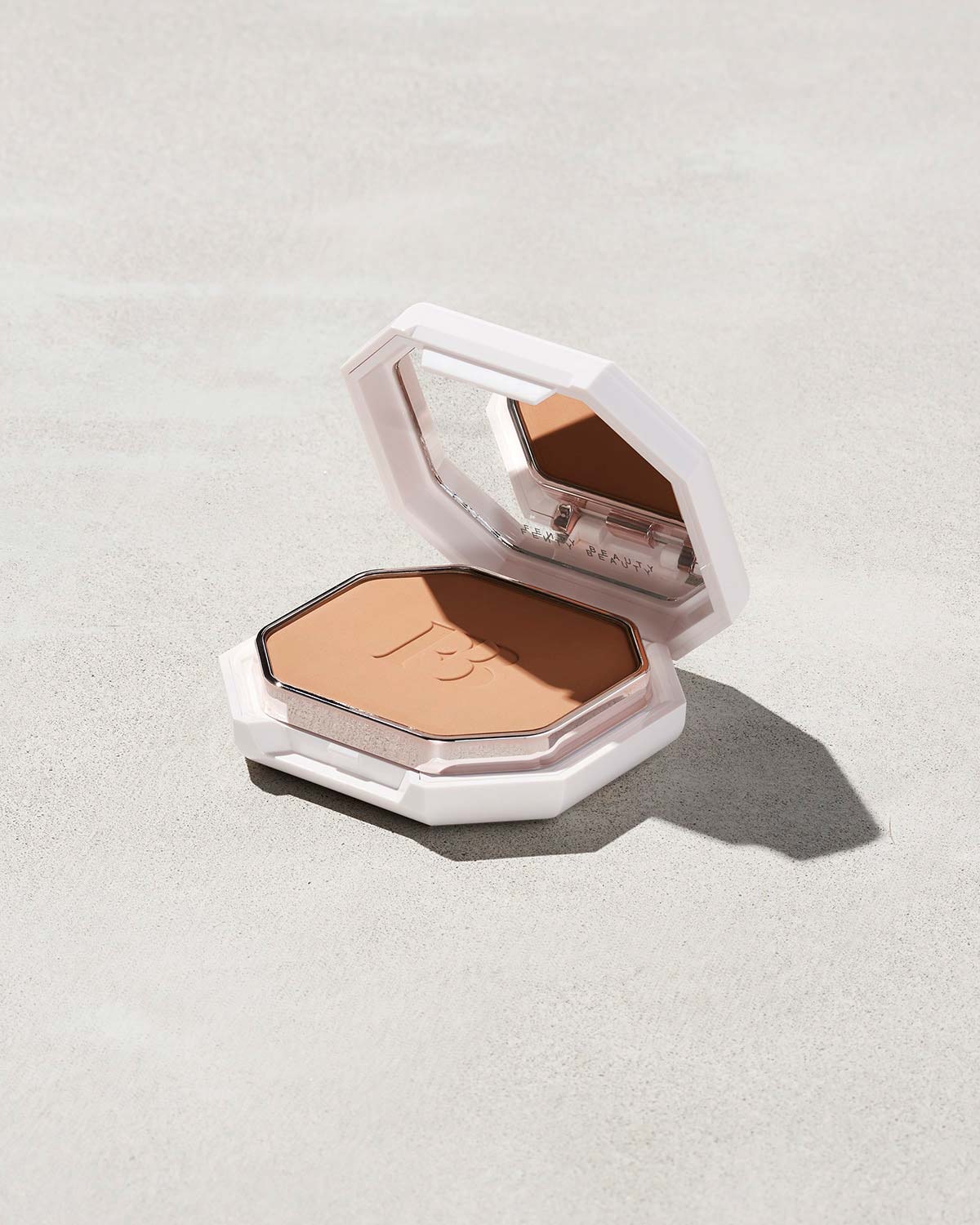 Pro Filt'r Soft Matte Powder Foundation — 